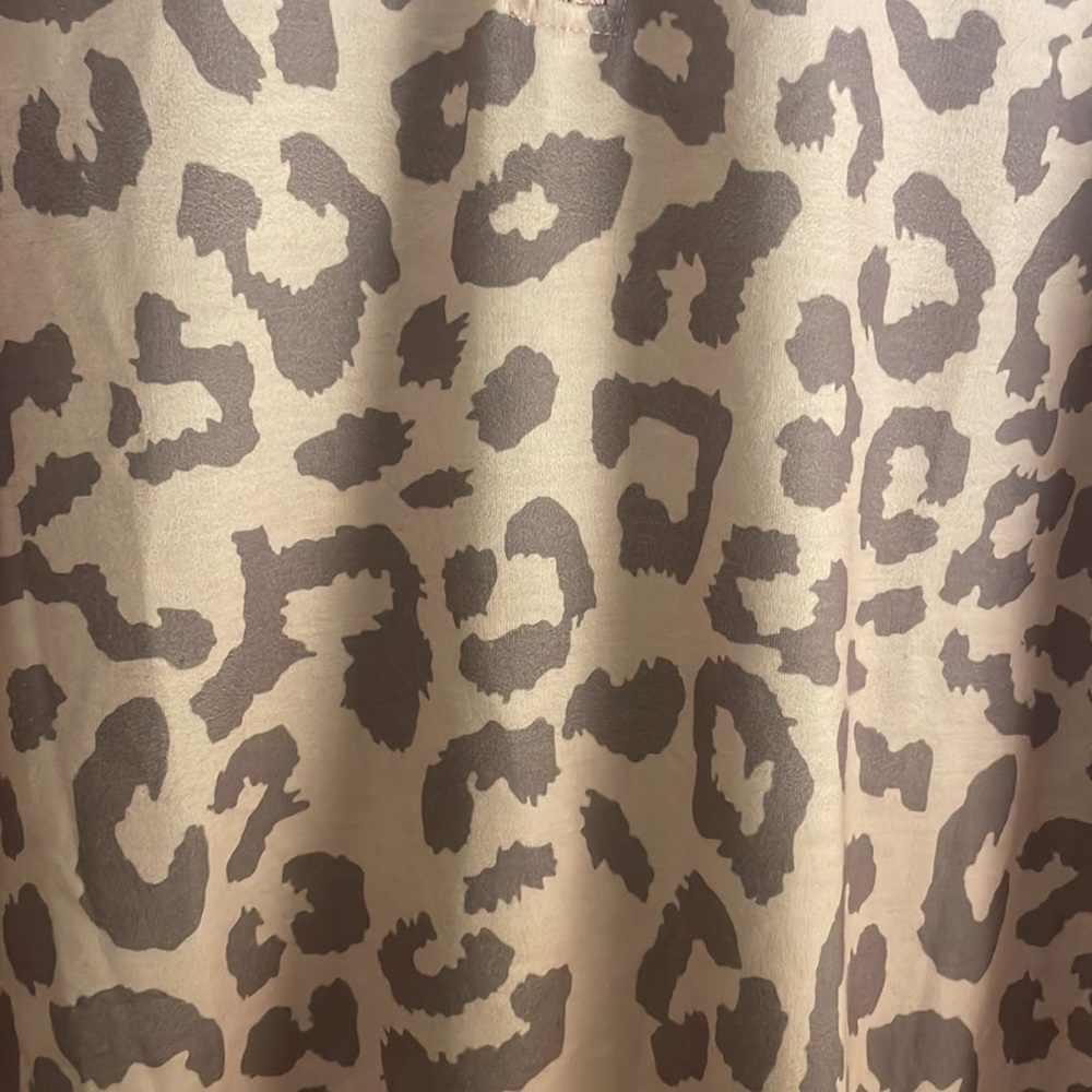 𝅺SHE & Sho Clothing Co. Women’s Pullover Size Large - Picture 4 of 7